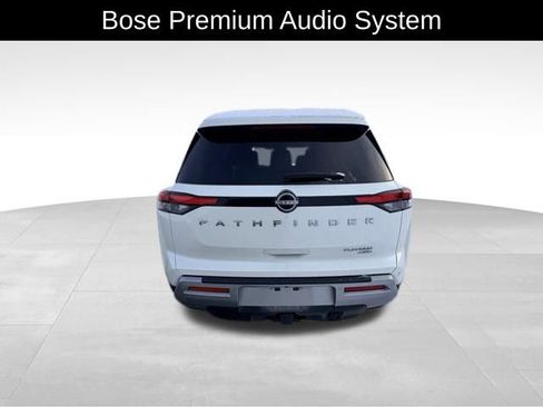 Used 2024 Nissan Pathfinder Platinum w/ Cargo Package image 6