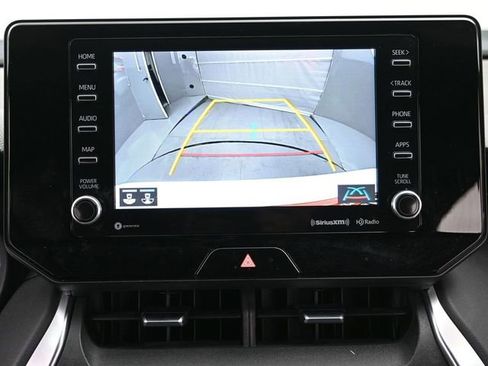 Certified 2021 Toyota Venza XLE image 29