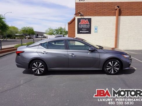 Used 2021 Nissan Altima 2.5 SV FWD image 50