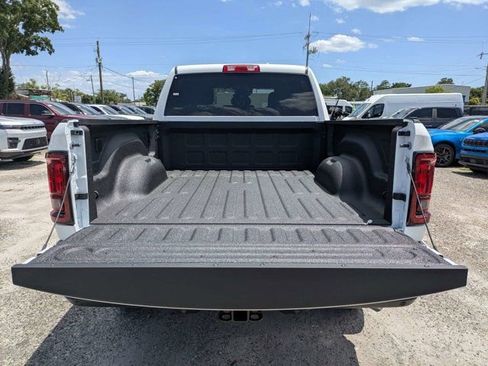 New 2026 RAM 2500 Big Horn AWD/4WD image 12