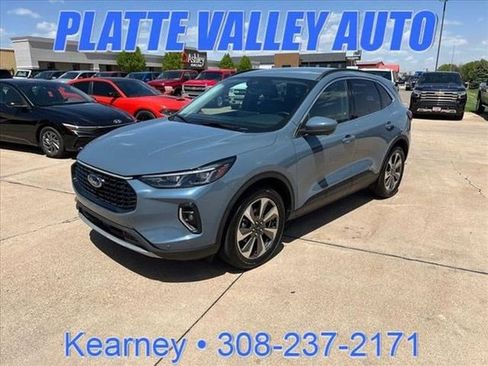 Certified 2023 Ford Escape Platinum AWD/4WD image 1