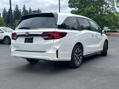 New 2026 Honda Odyssey EX-L image 4