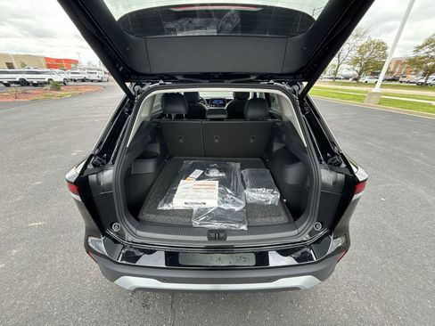 New 2026 Volkswagen Tiguan SE AWD/4WD image 24