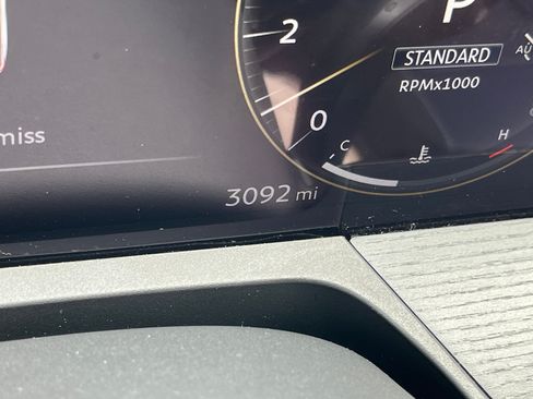 Certified 2026 INFINITI QX80 4WD image 28