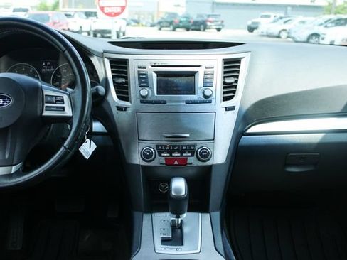 Used 2014 Subaru Legacy 2.5i Premium AWD/4WD image 17