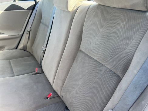 Used 2011 Toyota Corolla LE image 13