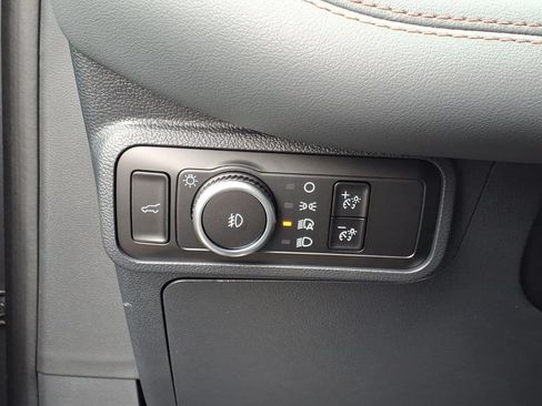 New 2026 Ford Explorer Active w/ Active Comfort Package AWD/4WD image 17