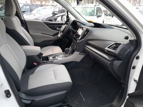 Used 2023 Subaru Forester Premium image 34