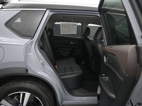 Used 2021 Nissan Rogue SL w/ Premium Package FWD image 27