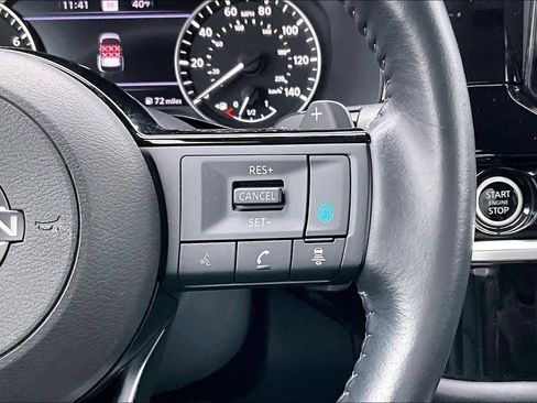 Used 2022 Nissan Pathfinder SL w/ Lighting Package (N92) image 23