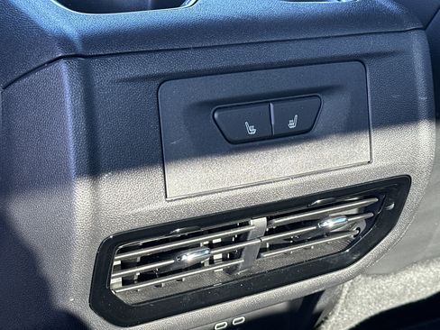 New 2025 Chevrolet Silverado EV LT image 23