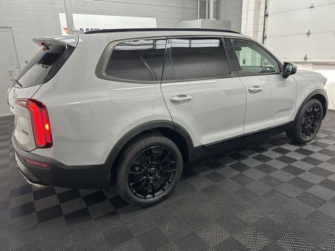 Used 2021 Kia Telluride EX w/ EX Premium Package image 11