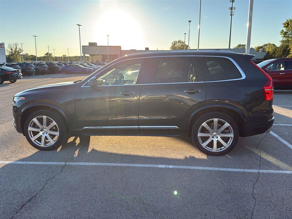 Used 2016 Volvo XC90 T6 Inscription w/ Vision Package AWD/4WD image 8