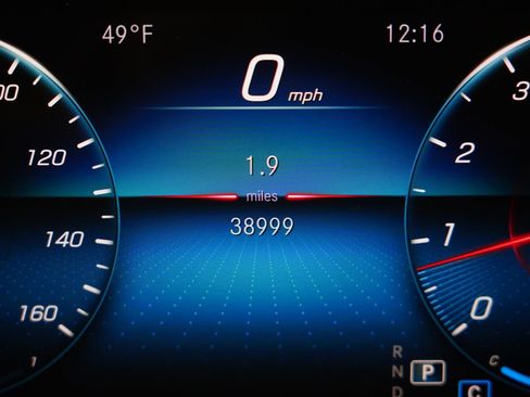 Certified 2021 Mercedes-Benz GLB 250 4MATIC image 23