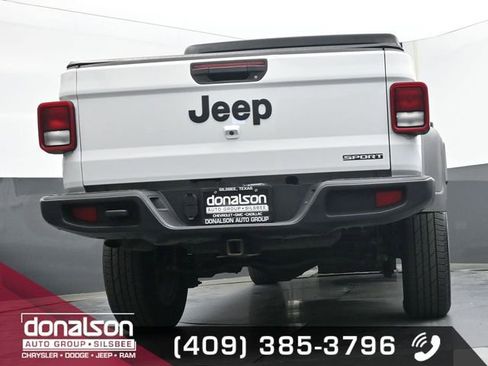 Used 2020 Jeep Gladiator Sport w/ Quick Order Package 24S AWD/4WD image 17