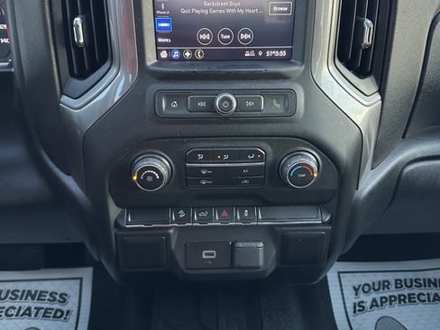 Used 2020 Chevrolet Silverado 1500 Custom Trail Boss w/ Custom Convenience Package image 17