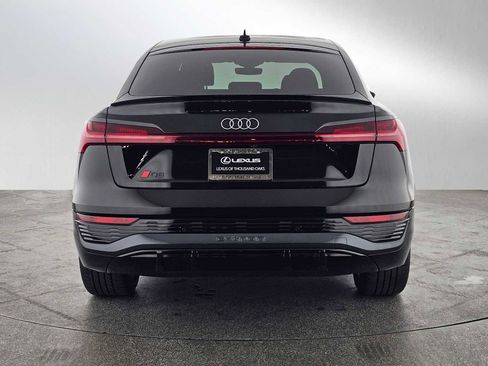 Used 2024 Audi Q8 e-tron Premium Plus w/ Premium Plus Package AWD/4WD image 4