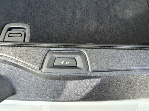 Used 2024 BMW X5 xDrive40i image 42