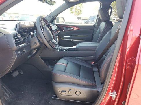 New 2026 Chevrolet Traverse RS w/ LPO, Floor Liner Package FWD image 19