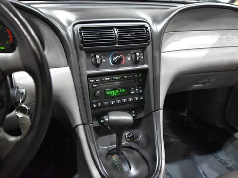 Used 2001 Ford Mustang GT RWD image 16