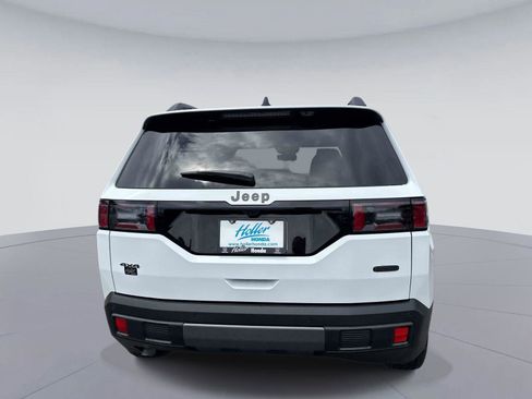 Used 2026 Jeep Cherokee Overland AWD/4WD image 5