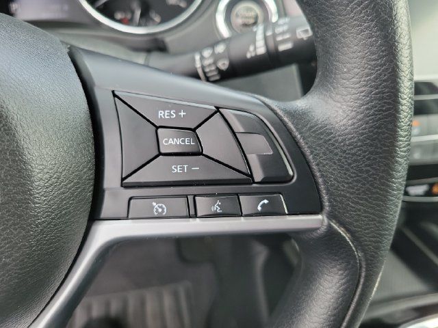 Used 2018 Nissan Rogue SV AWD/4WD image 17