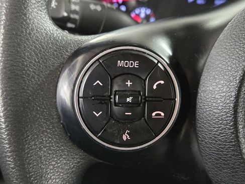 Used 2021 Kia Soul S image 11