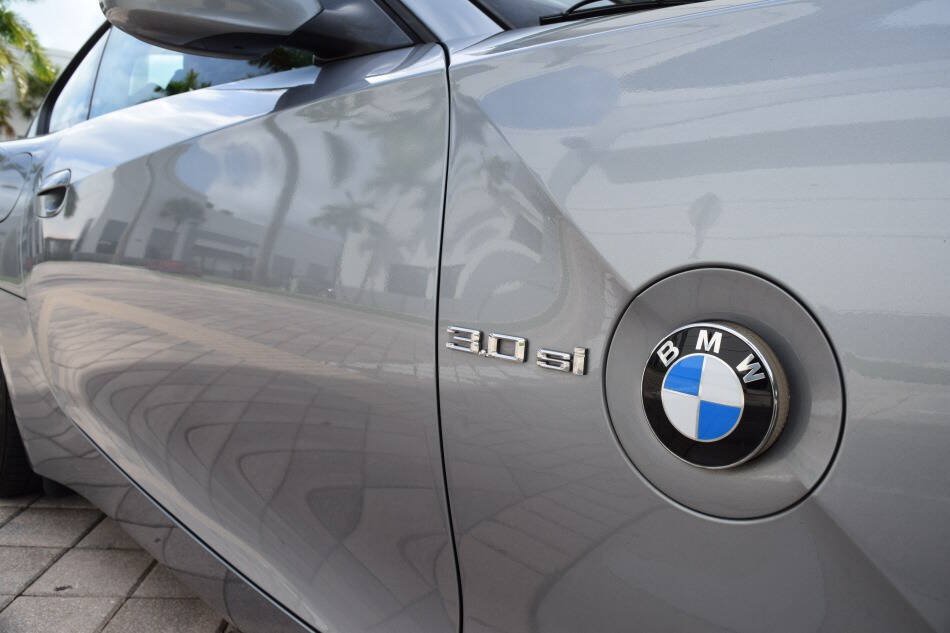 Used 2007 BMW Z4 3.0si RWD image 29