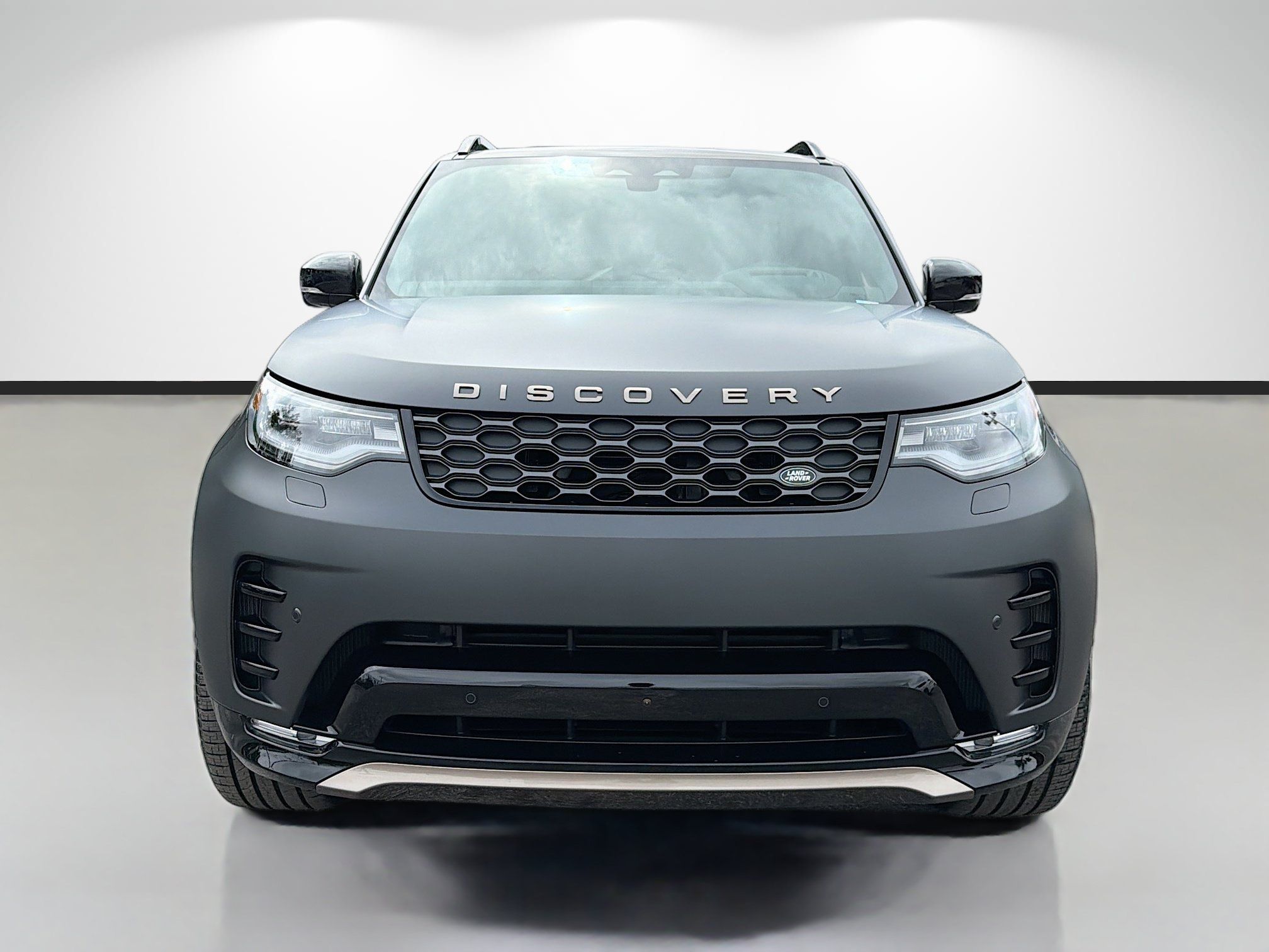 New 2026 Land Rover Discovery Limited Edition AWD/4WD image 8