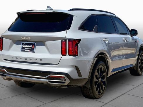 Used 2022 Kia Sorento SX FWD image 13
