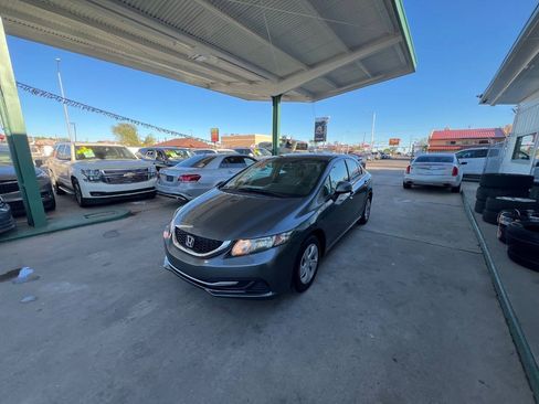 Used 2013 Honda Civic LX image 3