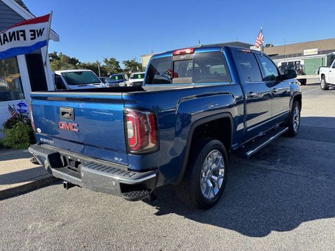 Used 2018 GMC Sierra 1500 SLT w/ SLT Premium Package image 14