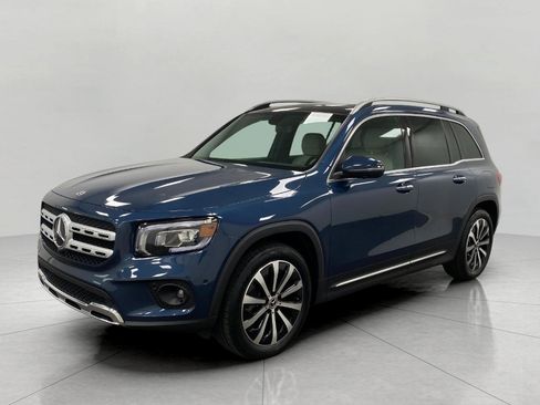 Certified 2023 Mercedes-Benz GLB 250 4MATIC image 9