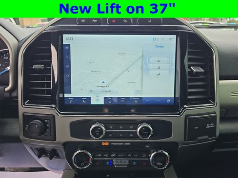 Used 2022 Ford F250 Lariat w/ Tremor Off-Road Package image 17