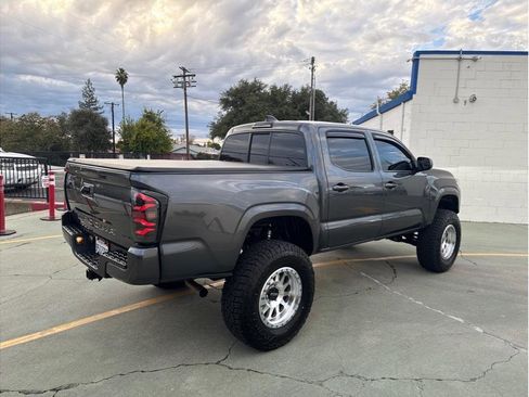 Used 2023 Toyota Tacoma SR image 7