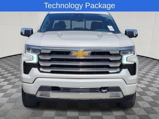 Used 2024 Chevrolet Silverado 1500 High Country AWD/4WD video 2