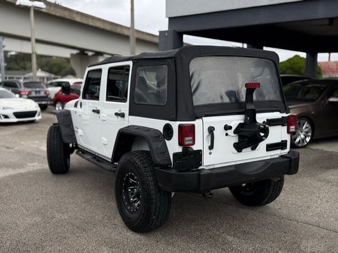 Used 2016 Jeep Wrangler Unlimited Sport w/ Connectivity Group image 4