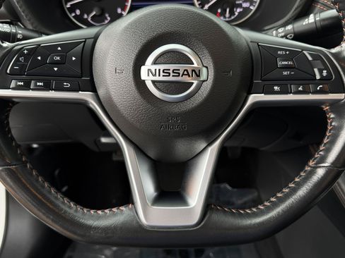 Used 2022 Nissan Sentra SR FWD image 19