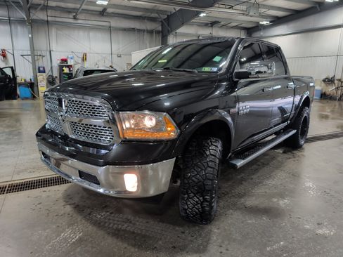 Used 2018 RAM 1500 Laramie w/ Convenience Group image 6