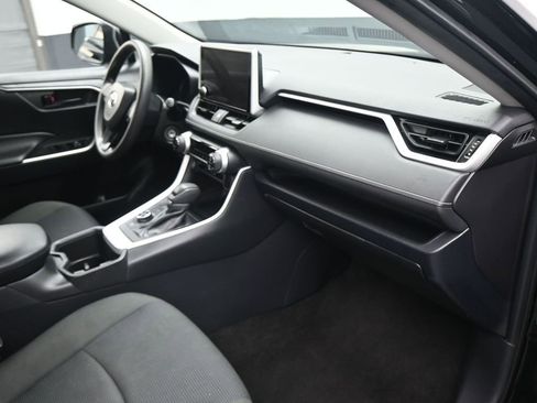 Used 2025 Toyota RAV4 LE image 6