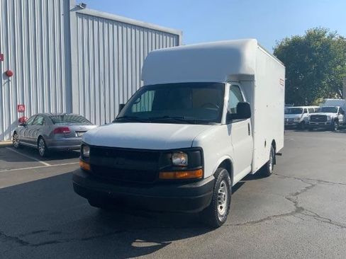 Used 2013 GMC Savana 3500 RWD image 9