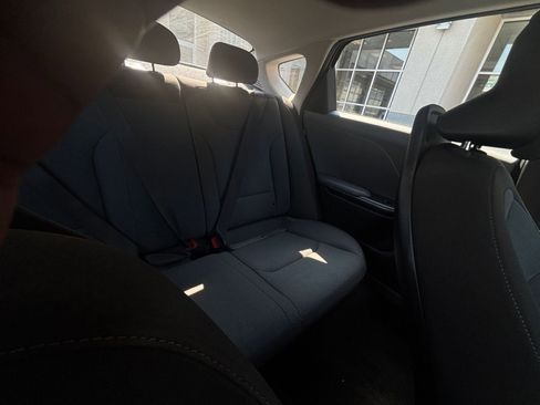 Used 2025 Kia K4 LXS image 37