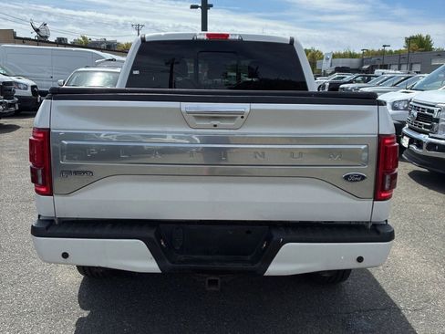 Used 2017 Ford F150 Platinum w/ Equipment Group 701A Luxury AWD/4WD image 4