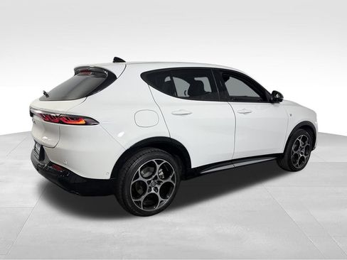 Used 2024 Alfa Romeo Tonale Ti AWD/4WD image 7