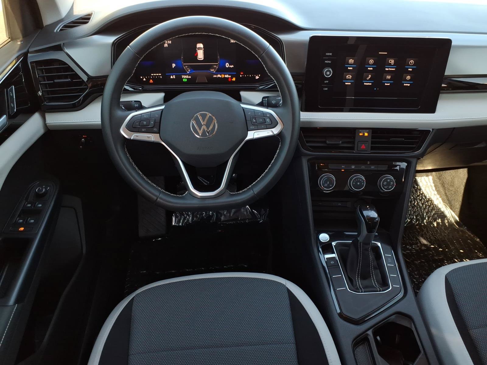 Certified 2026 Volkswagen Taos S FWD image 25