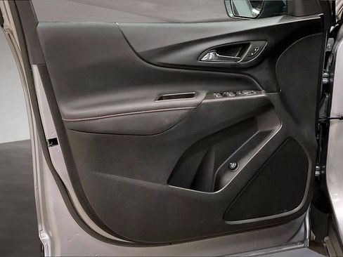 Used 2023 Chevrolet Equinox RS w/ LPO, Floor Liner Package AWD/4WD image 20