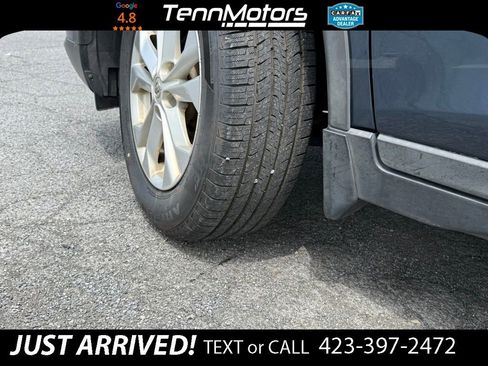 Used 2016 Nissan Rogue SV w/ SV Premium Package AWD/4WD image 9