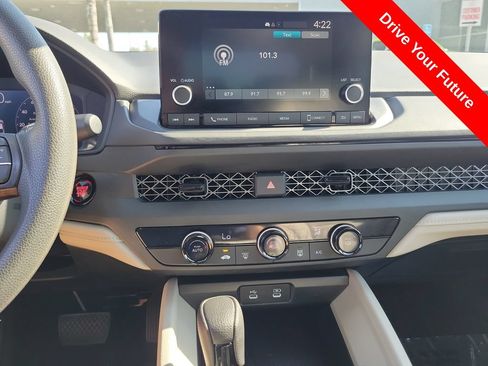 Used 2025 Honda Accord LX image 15