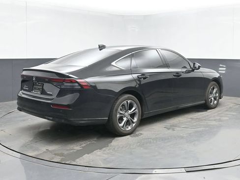 Used 2024 Honda Accord EX-L image 10