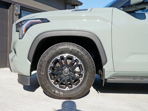 Used 2023 Toyota Sequoia SR5 image 9